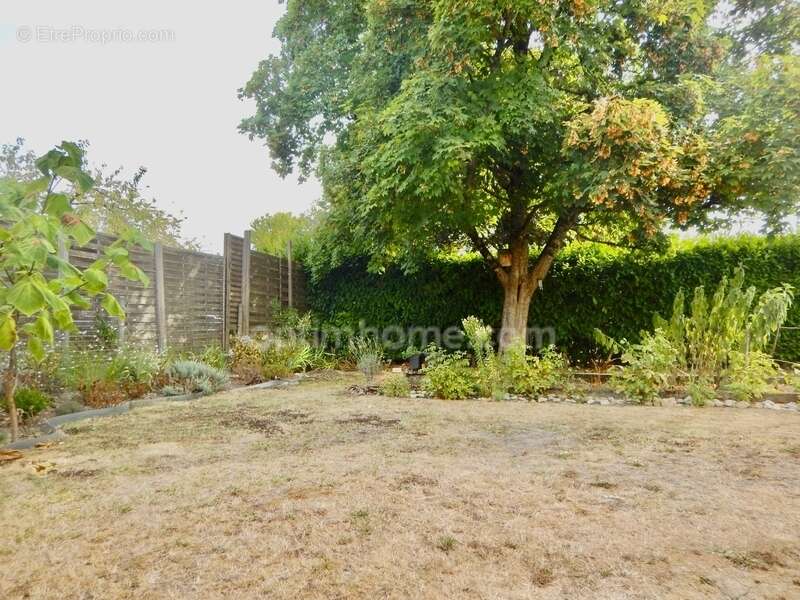 Maison à COULOUNIEIX-CHAMIERS