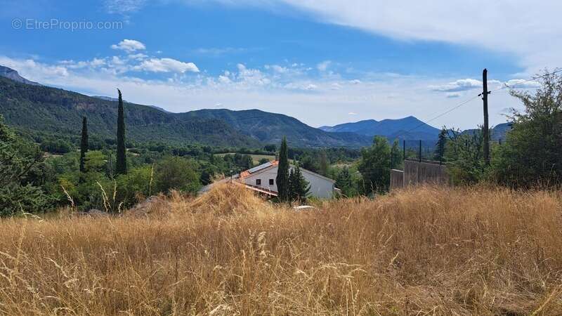 Terrain à LE BRUSQUET