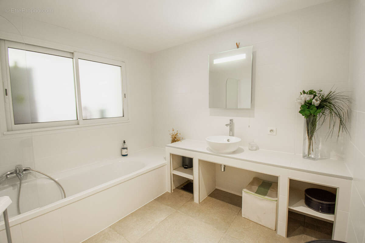 Maison à PORTO-VECCHIO