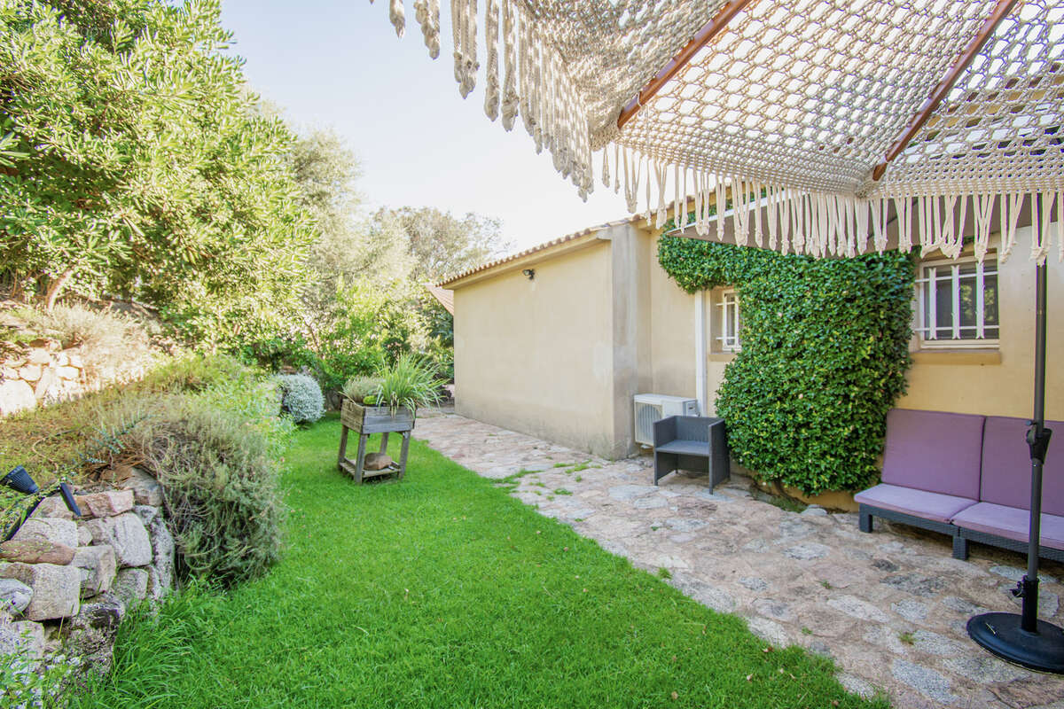 Maison à PORTO-VECCHIO