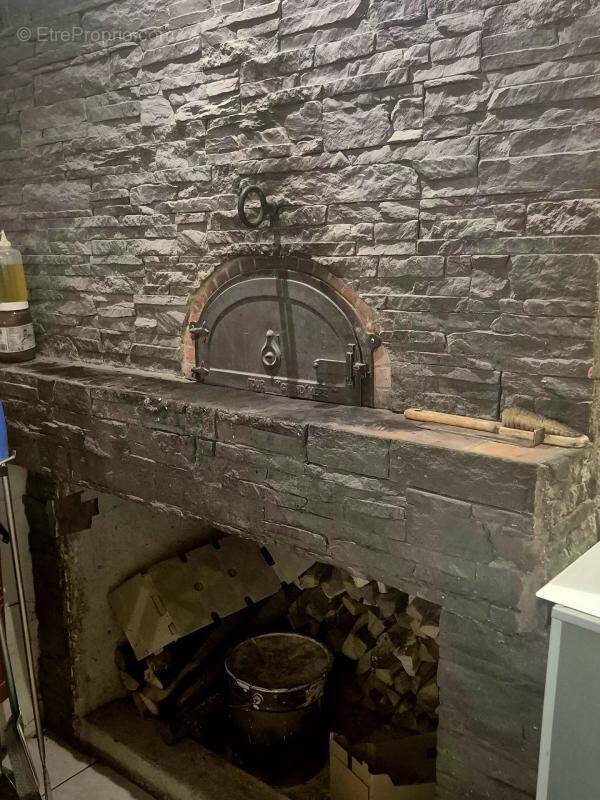 Commerce à PLAN-DE-CUQUES