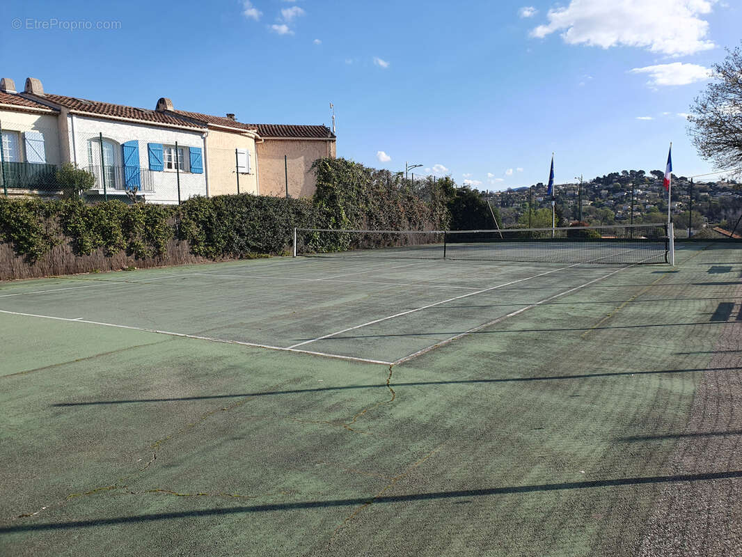 Maison à VILLENEUVE-LOUBET