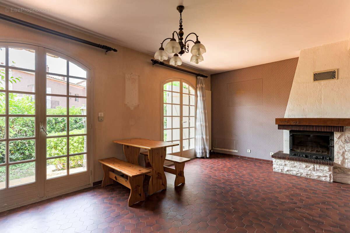 Maison à VILLENEUVE-LOUBET