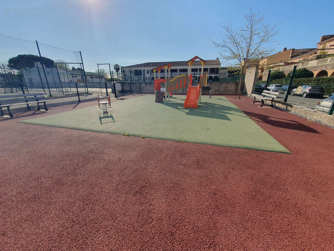 Maison à VILLENEUVE-LOUBET