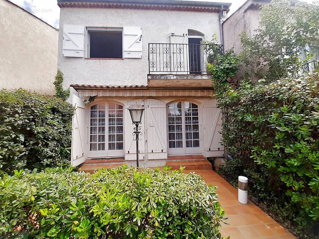 Maison à VILLENEUVE-LOUBET