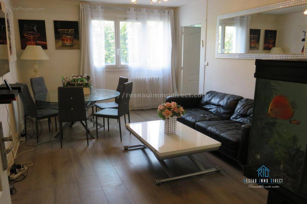 Appartement à NOGENT-SUR-MARNE