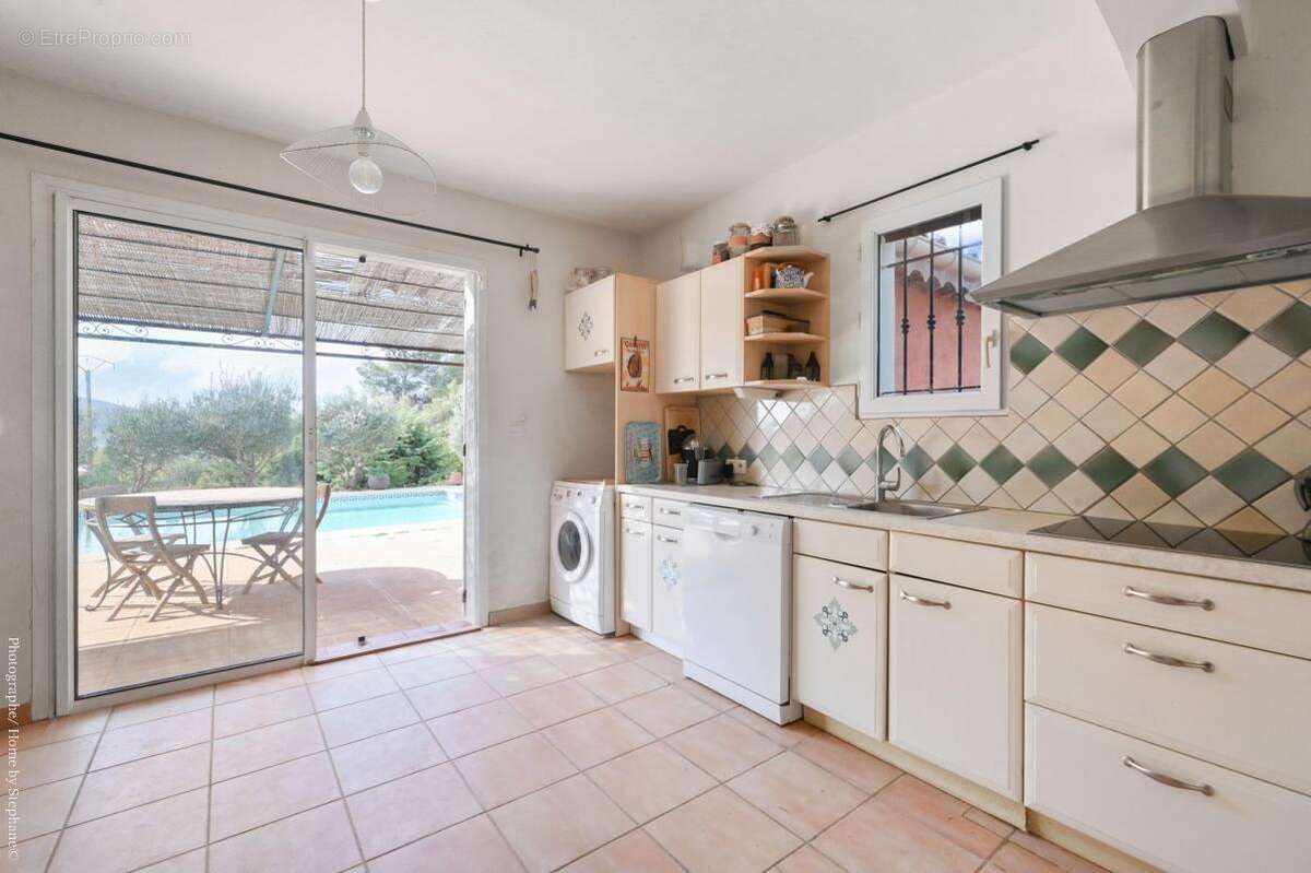 Maison à LA CADIERE-D'AZUR