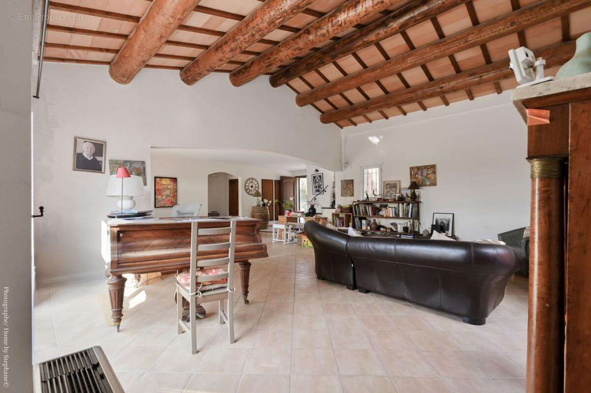 Maison à LA CADIERE-D'AZUR