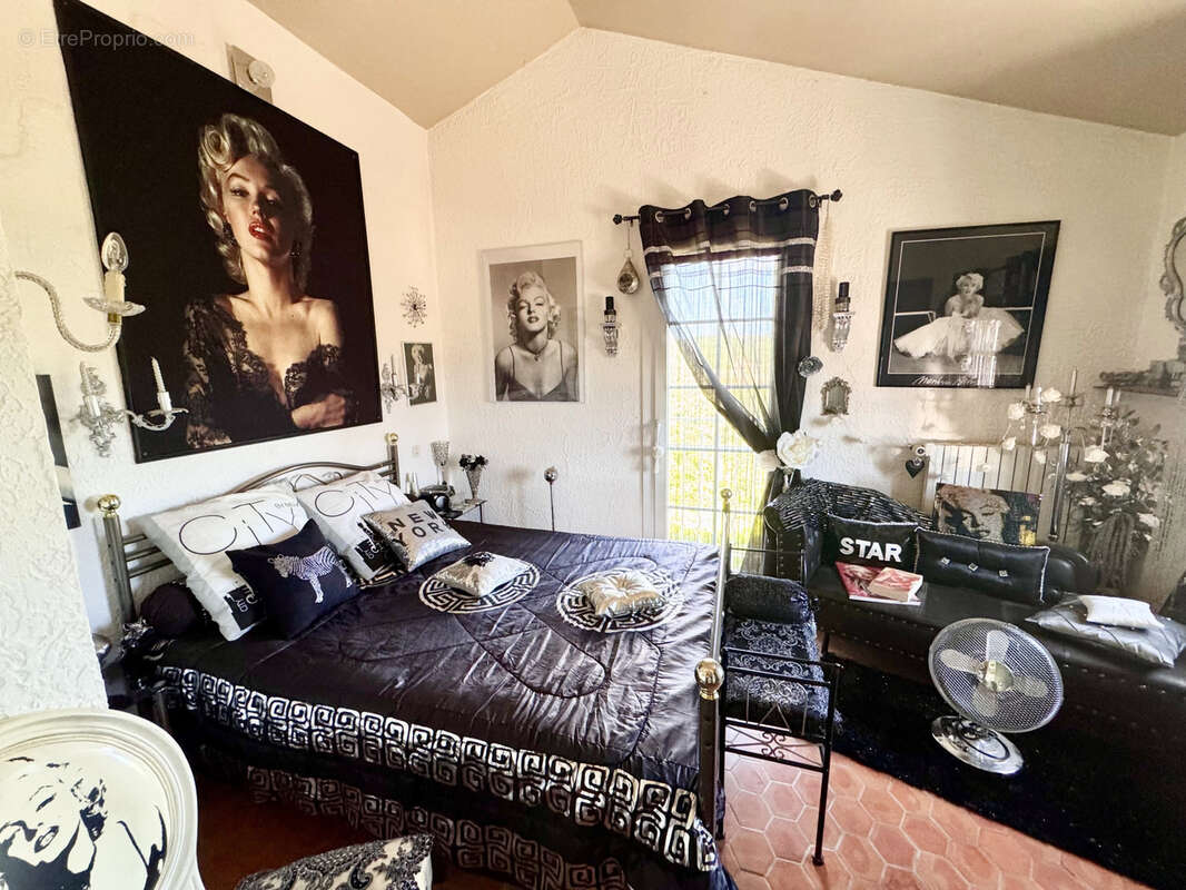 Maison à BESSE-SUR-ISSOLE