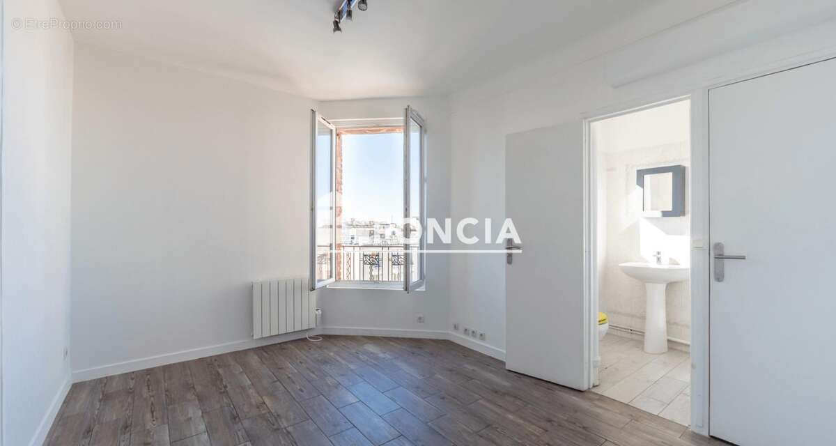 Appartement à ASNIERES-SUR-SEINE