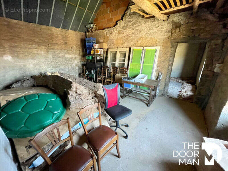 Maison à COIFFY-LE-BAS