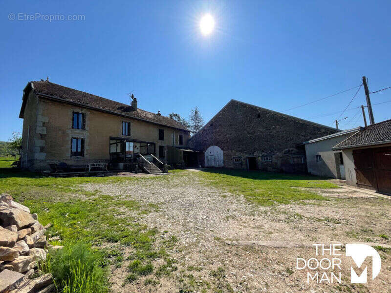 Maison à COIFFY-LE-BAS