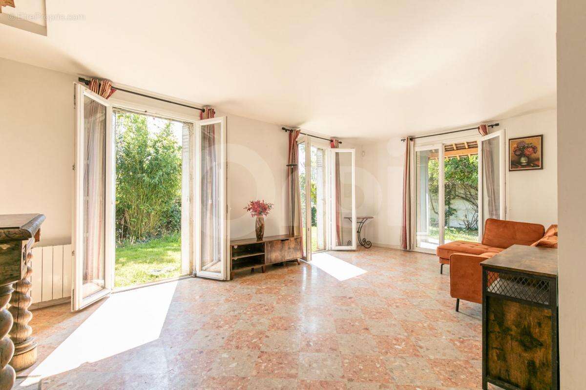 Maison à NOGENT-SUR-MARNE