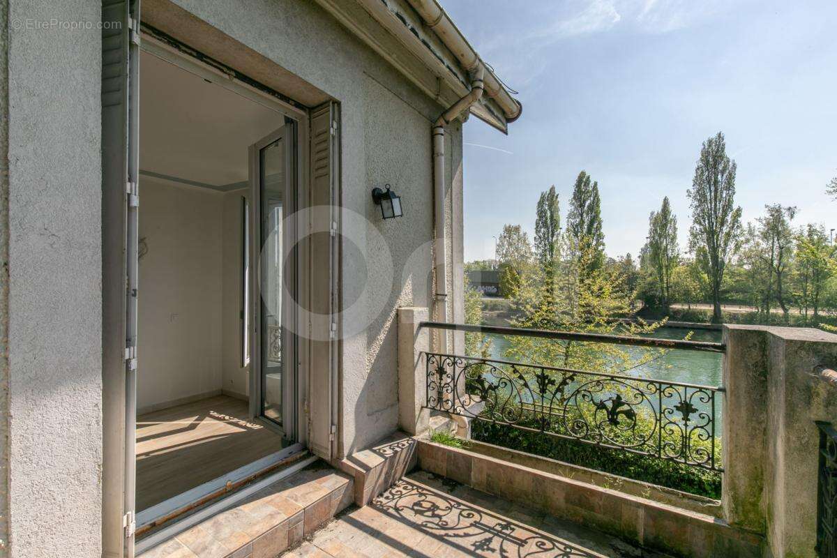 Maison à NOGENT-SUR-MARNE