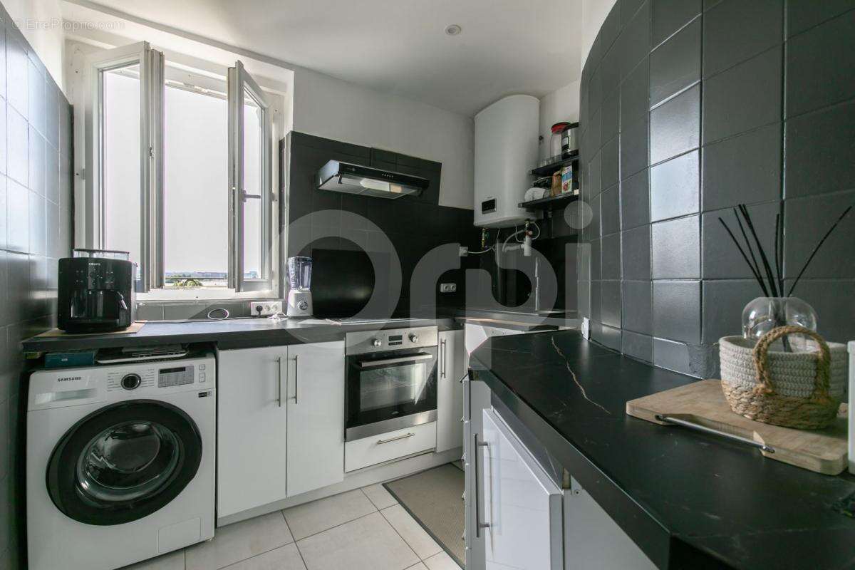 Appartement à LE PERREUX-SUR-MARNE