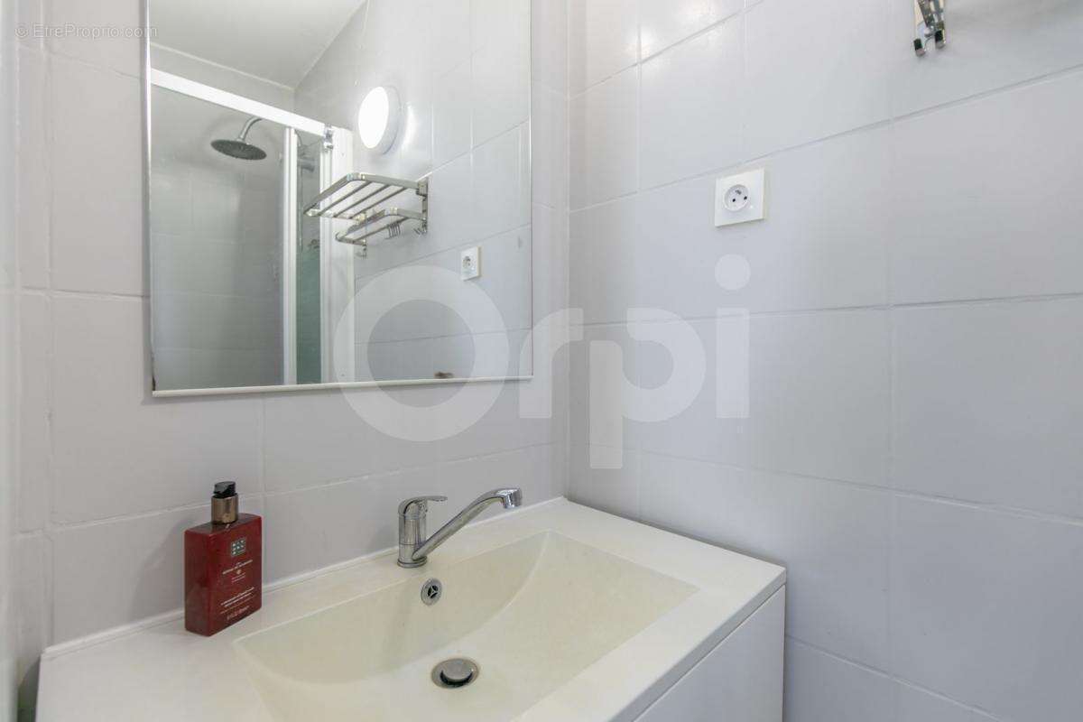 Appartement à LE PERREUX-SUR-MARNE