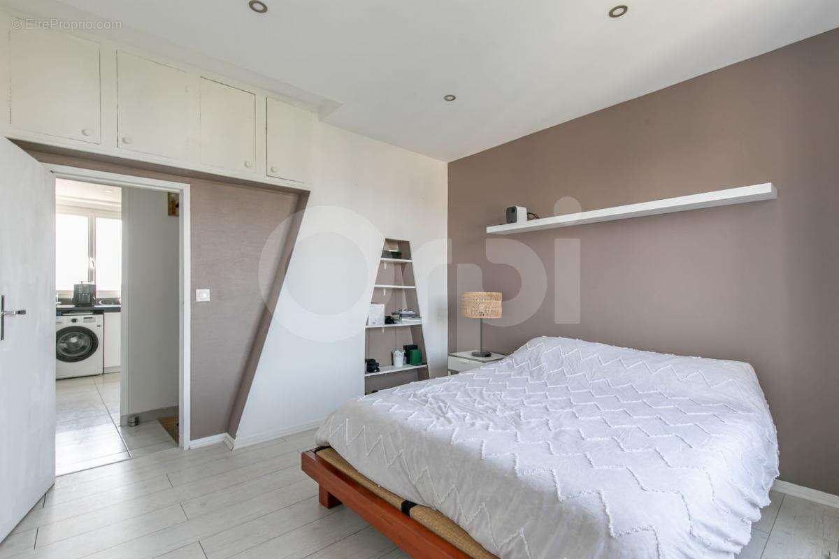 Appartement à LE PERREUX-SUR-MARNE