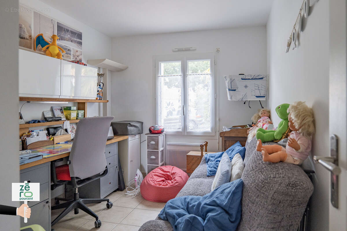 Maison à MOUTIERS-LES-MAUXFAITS