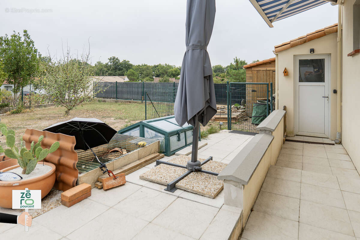 Maison à MOUTIERS-LES-MAUXFAITS