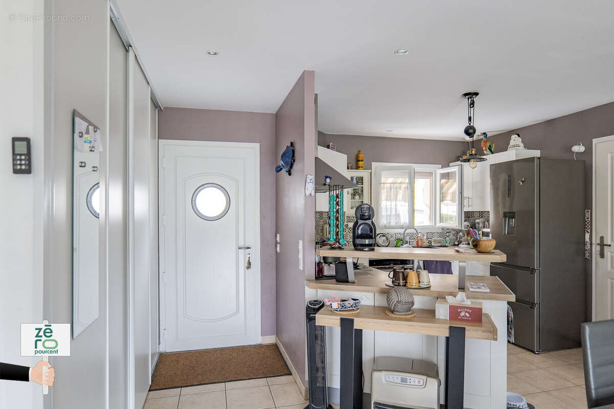 Maison à MOUTIERS-LES-MAUXFAITS