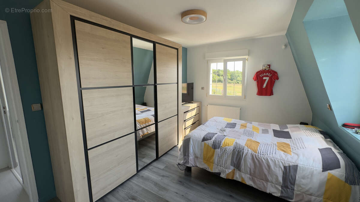 Maison à FRESNICOURT-LE-DOLMEN