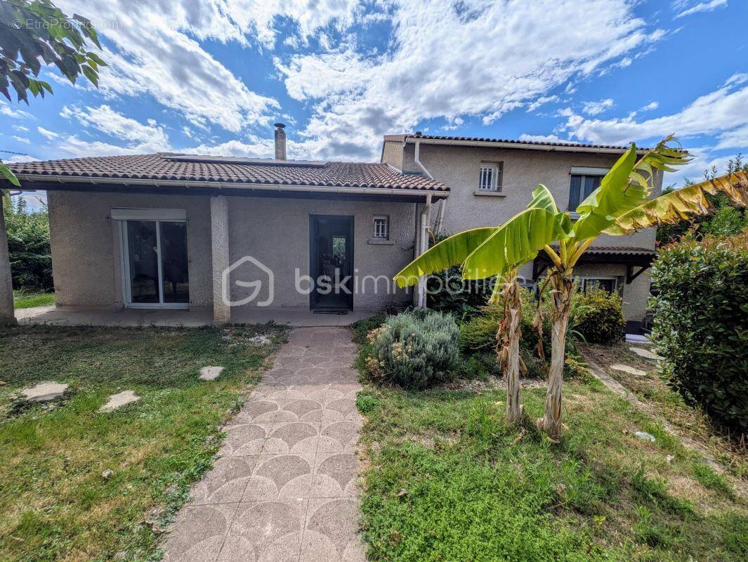 Maison à PONT-DE-L&#039;ISERE