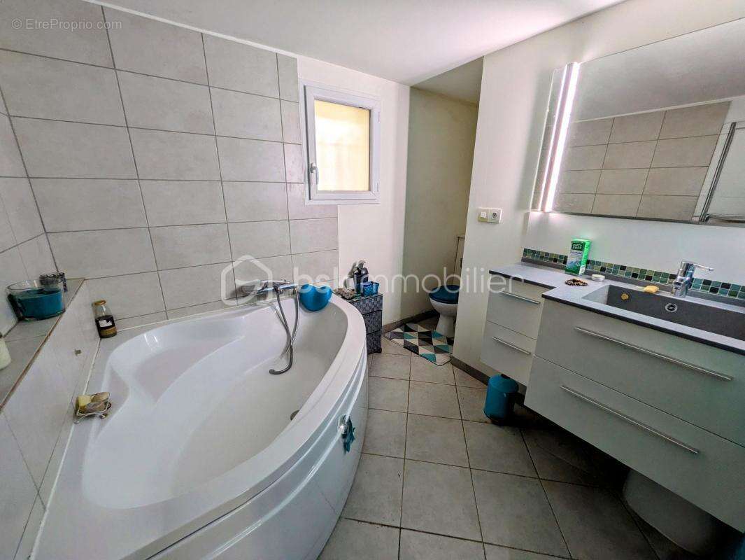 Maison à PONT-DE-L&#039;ISERE