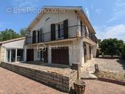 Maison à SAINT-PEY-D&#039;ARMENS