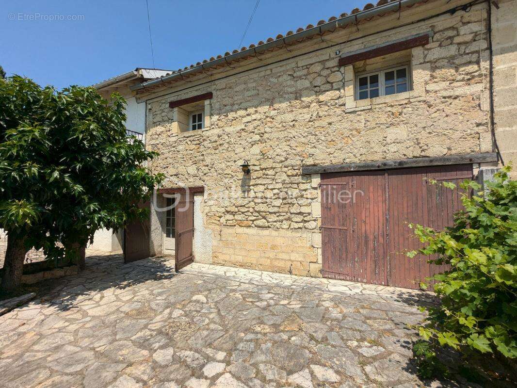 Maison à SAINT-PEY-D&#039;ARMENS