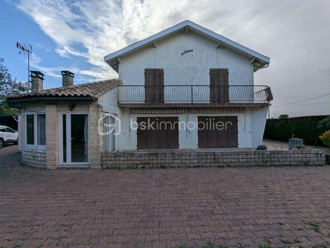 Maison à SAINT-PEY-D&#039;ARMENS