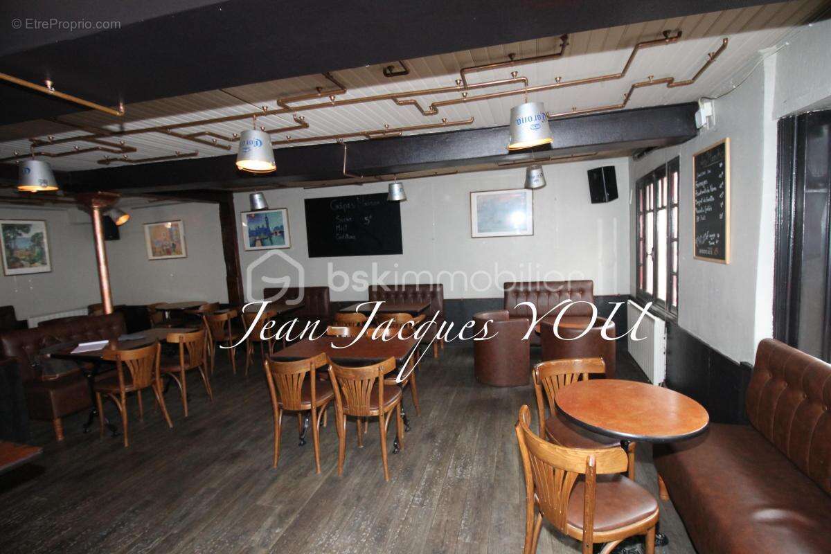 Commerce à SAINT-HILAIRE-DU-HARCOUET