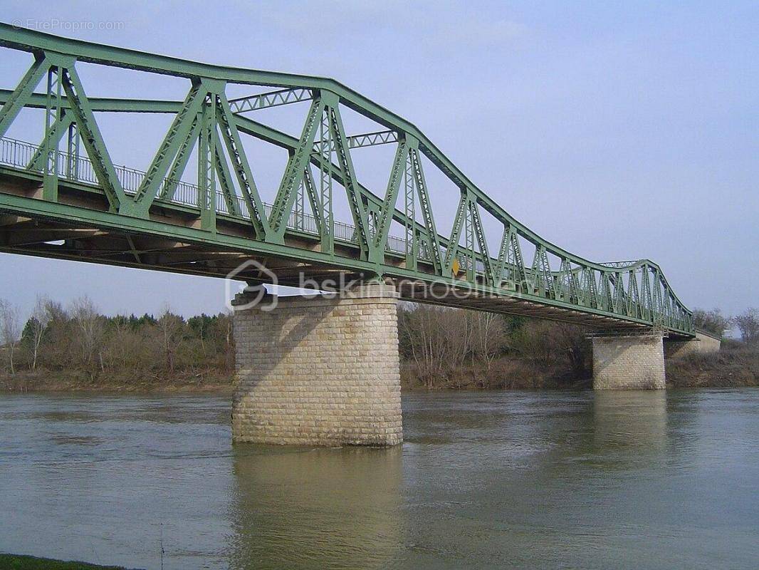 Maison à SAINT-LEGER