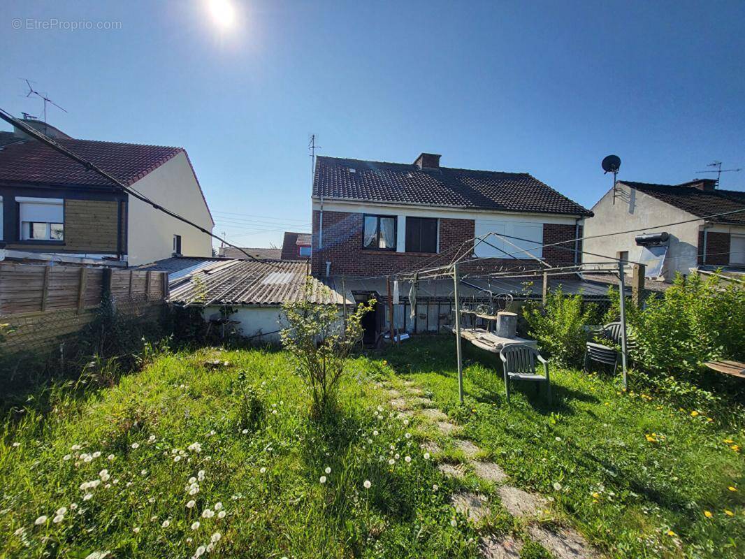 Maison à MARLES-LES-MINES