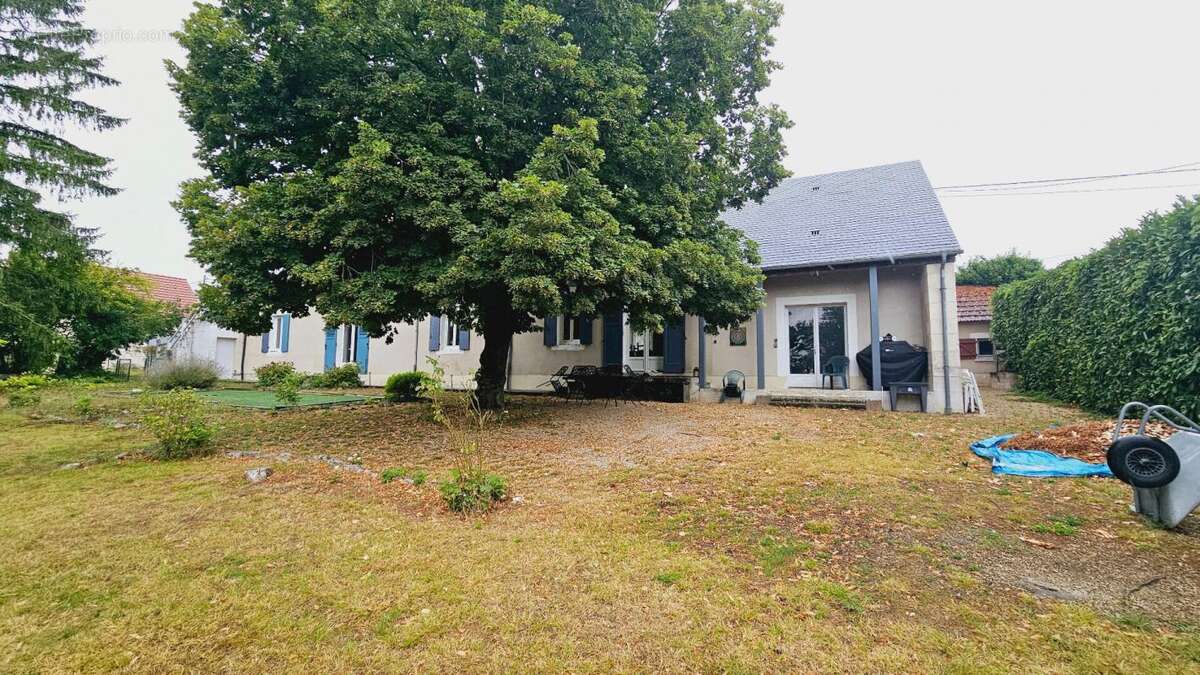 Maison à SAINT-GERMAIN-DU-PUY