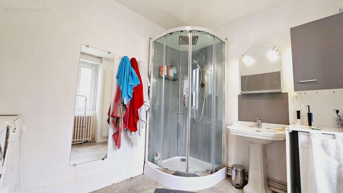 Maison à SAINT-GERMAIN-DU-PUY