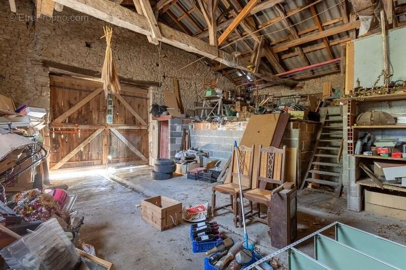 Maison à SAINT-EUTROPE-DE-BORN