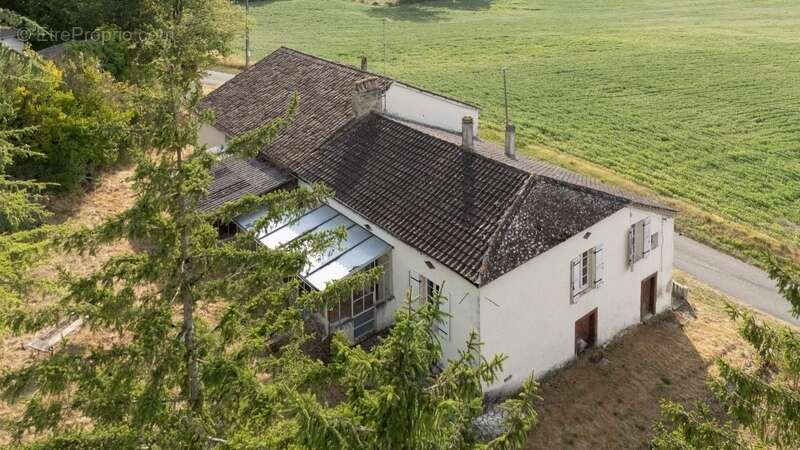 Maison à SAINT-EUTROPE-DE-BORN