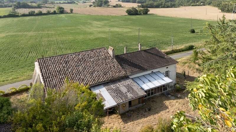 Maison à SAINT-EUTROPE-DE-BORN