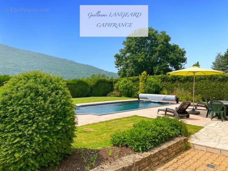 Maison à VIEU-D'IZENAVE