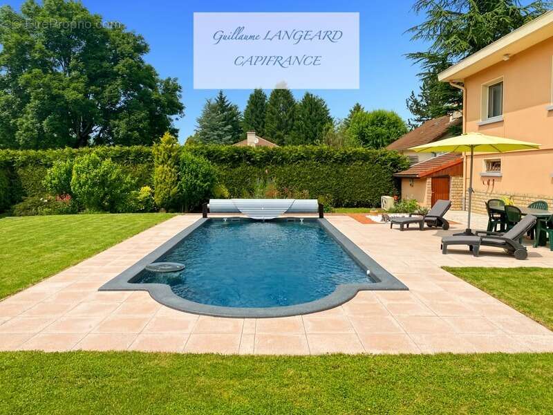 Maison à VIEU-D'IZENAVE