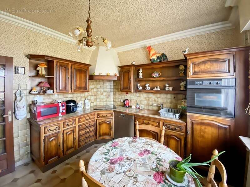 Maison à VIEU-D'IZENAVE