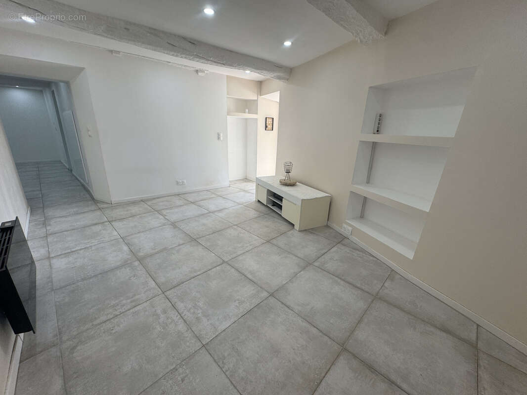 Appartement à BENDEJUN