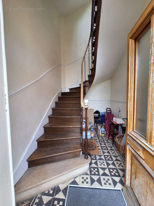 Appartement à EGRISELLES-LE-BOCAGE