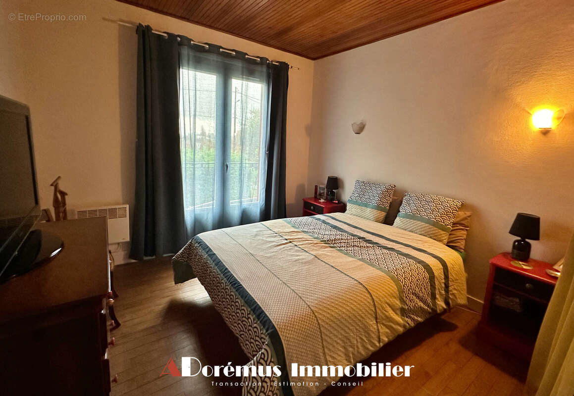 Maison à SAINT-CAPRAIS-DE-BORDEAUX