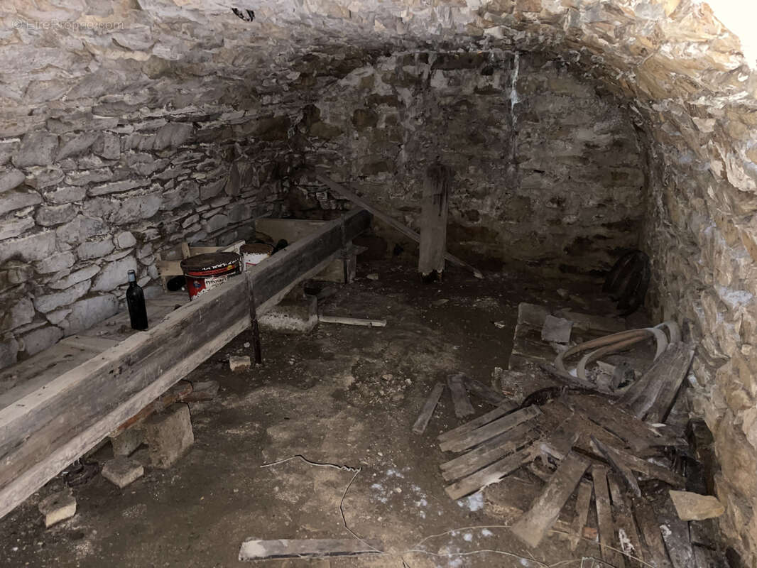 Terrain à MAUBERT-FONTAINE