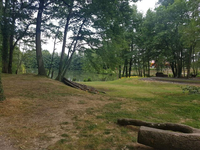 Autre à SAINT-LEGER-EN-BRAY