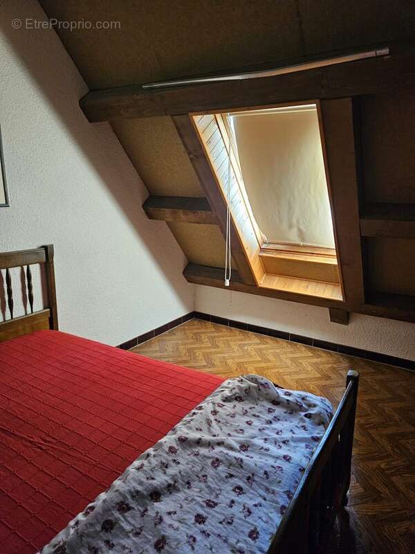 velux chambre première - Appartement à MONTCLAR