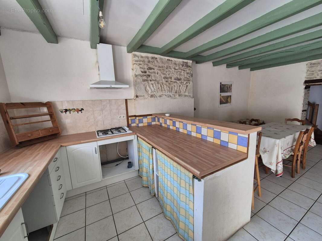 Maison à BERNAY-SAINT-MARTIN