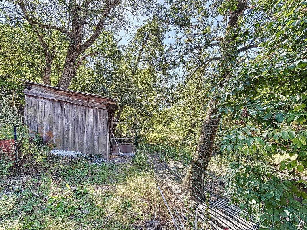 Maison à MEOLANS-REVEL