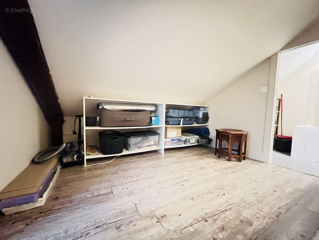 Appartement à AUNAY-SOUS-AUNEAU